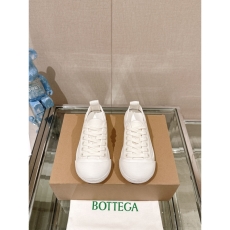 Bottega Veneta Casual Shoes